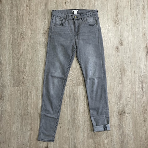 H&M GREY SKINNY JEANS - Picture 1 of 7